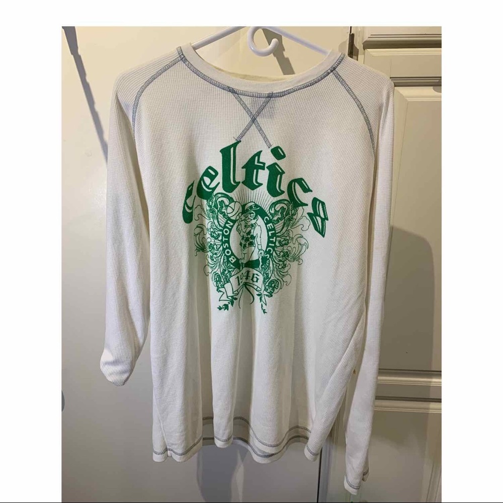 Boston Celtics NBA Long Sleeve Waffle Shirt!  Size Large.